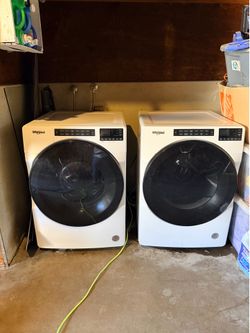 Whirlpool Washer & Dryer Set