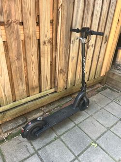 (4TH OF JULY SALEE)GOTRAX commuter electric scooter (READ DESCRIPTION )