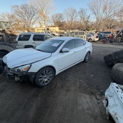 2014 Kia Cardenza - Parts Only #YC9