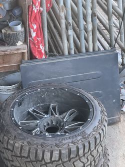 HD878-RT 4 set tires with rims