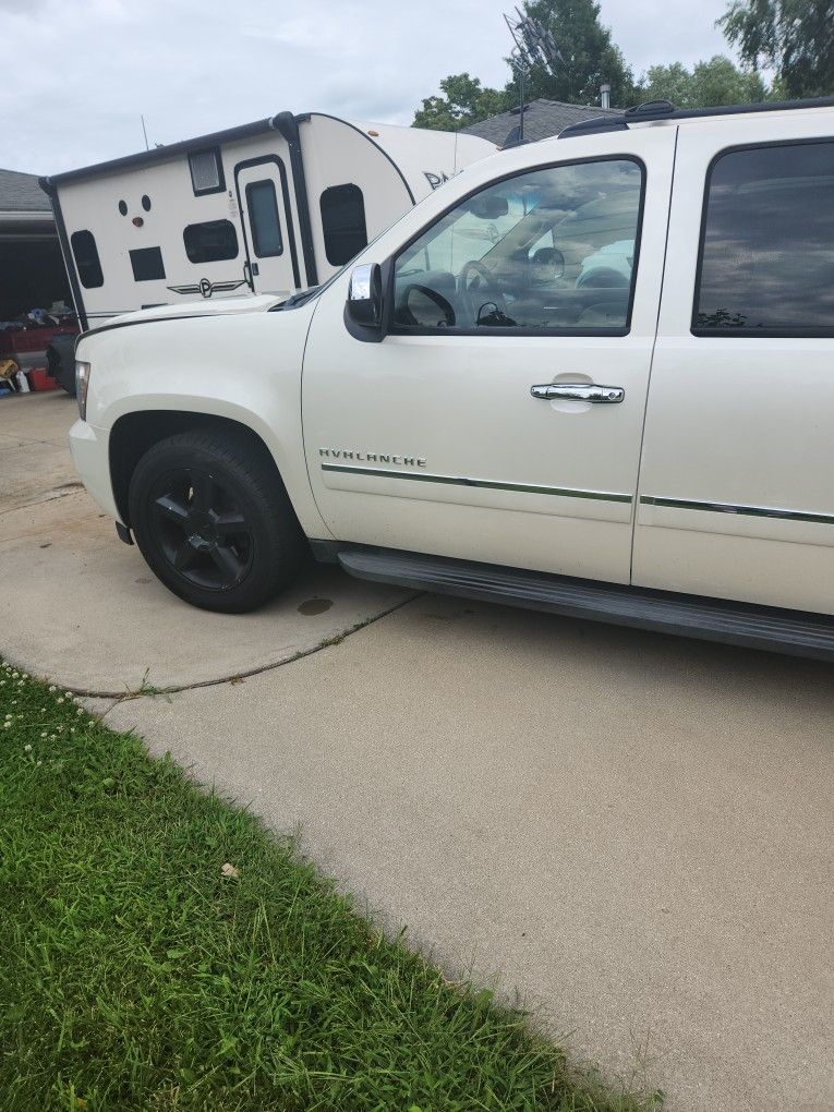2011 Chevrolet Avalanche