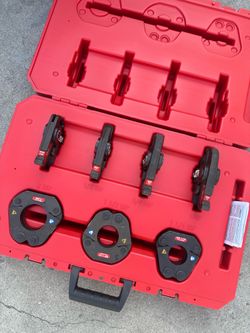 Milwaukee M18 1/2"-2" BIP IPS-P Press Gas Jaw & Ring Kit MegaPress Press Tools Pro Press  $2199