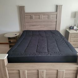 Quen adjustable Bedroom Set