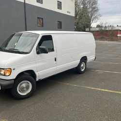 2000 Ford Econoline