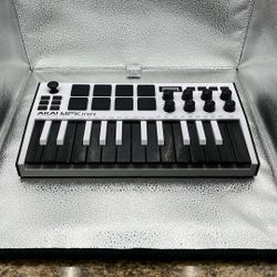 Akai MPK Mini MK3
