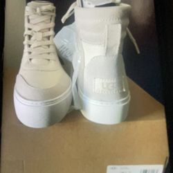 Uggs Hightop Boots Brand New In Box 