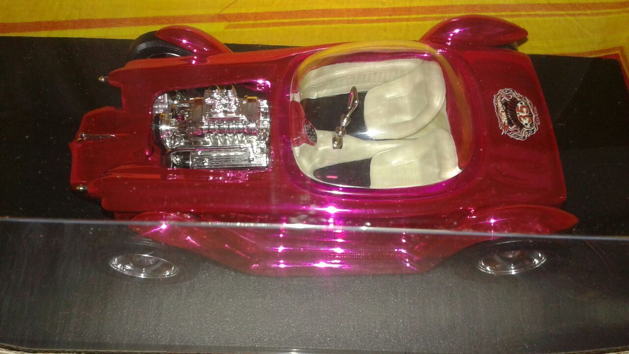 Rare Hot Wheels Beatnik Bandit Limited Edition Die cast 1:18 Scale