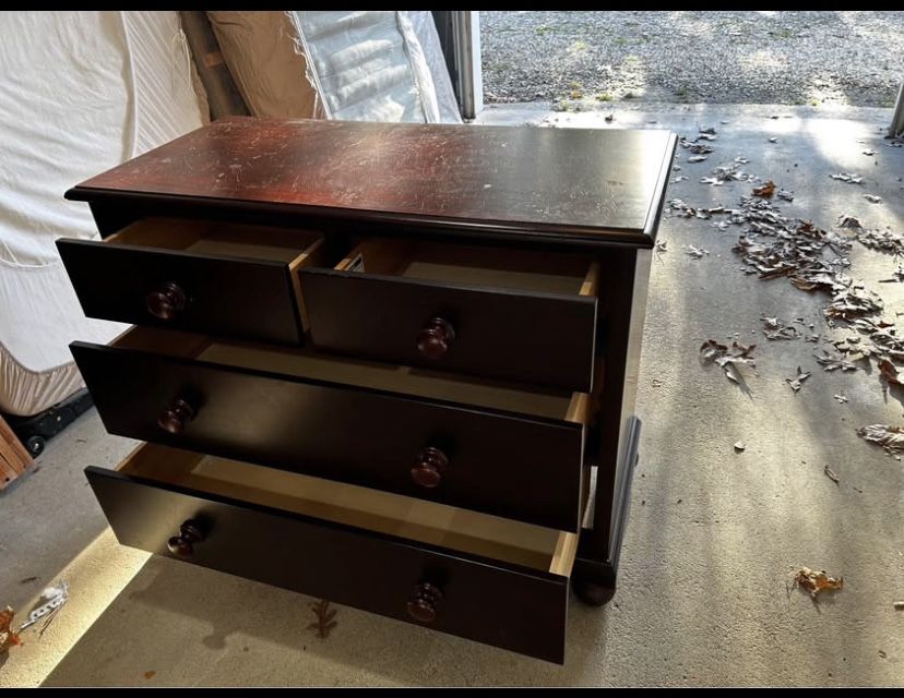 Pottery Barn Kid’s Dresser
