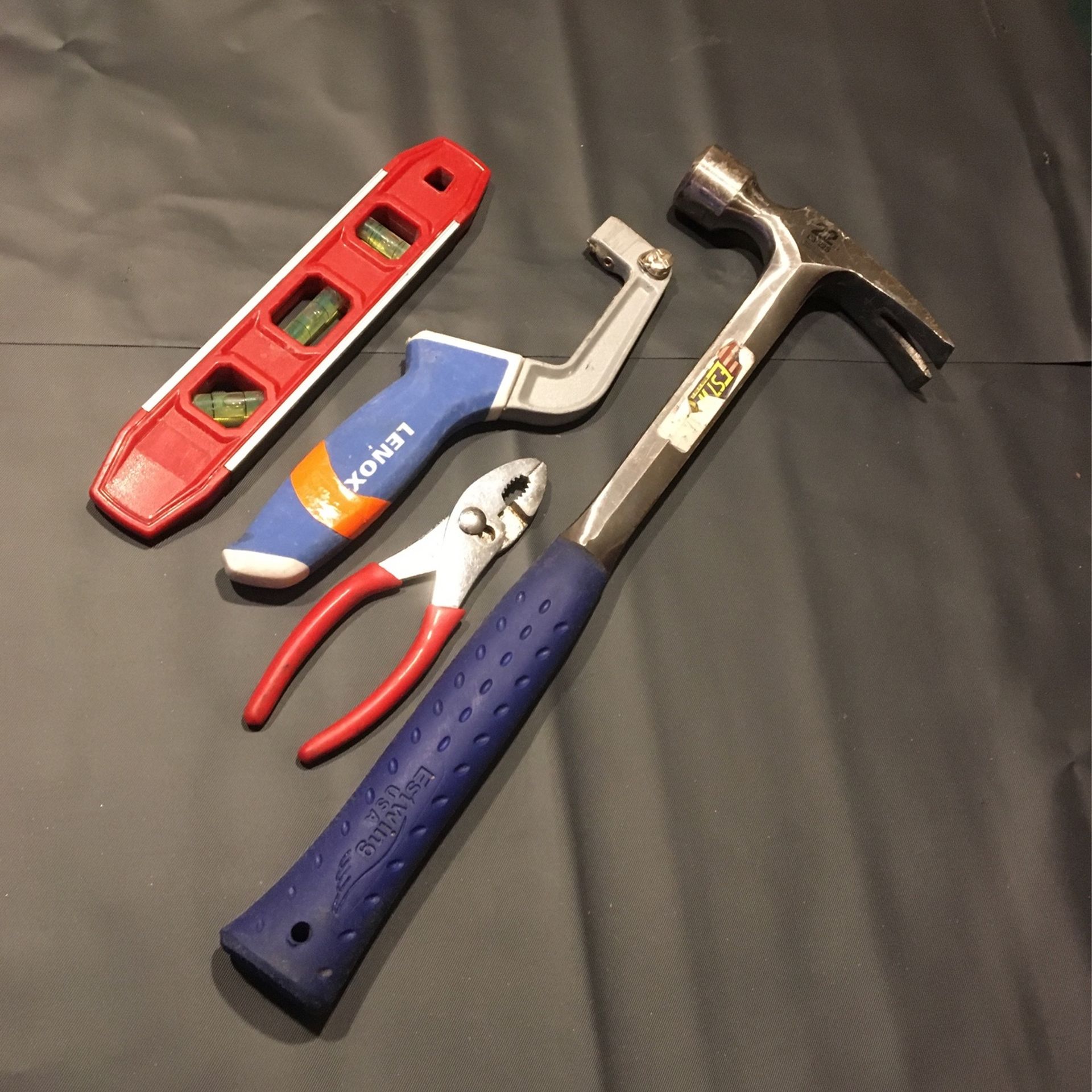 Estwing 22 Ounce Hammer ,level,Lennox Saw