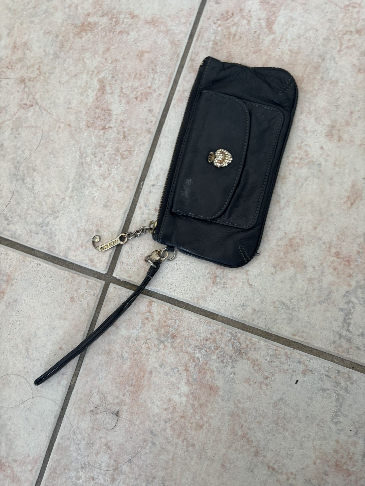 JUICY COUTURE Black Leather Wristlet vintage handbag purse clutch Y2K Wallet