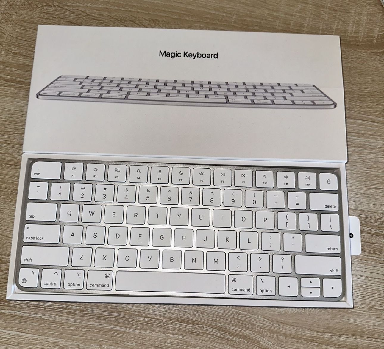 Apple Keyboard