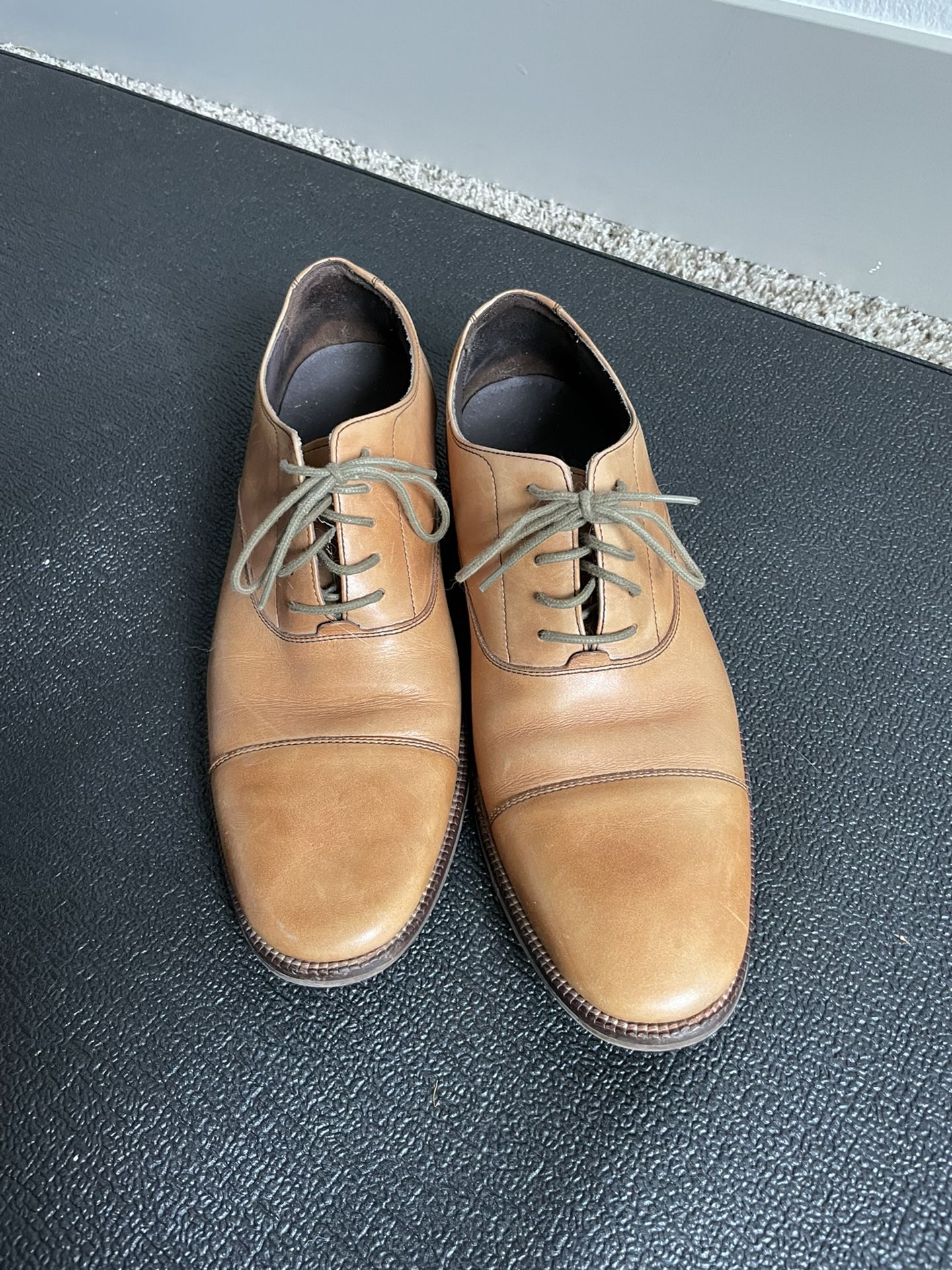 Cole Haan Men’s Leather Lace Up Size 9