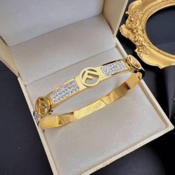 Gold Rhinestone Bracelet 