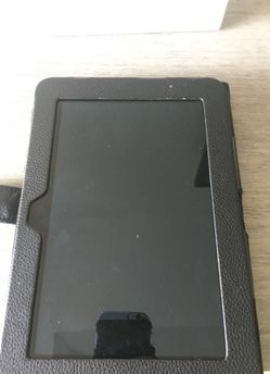 Amazon kindle with case