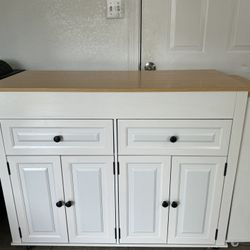 Kitchen Storage/island With Extending Table 