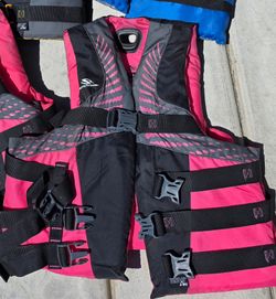 X / XL STEARNS LIFE JACKET