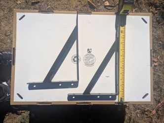 Large metal supports for shelves