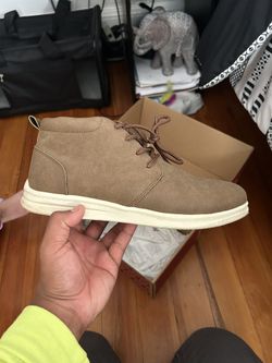 casual shoes 40$ size 9