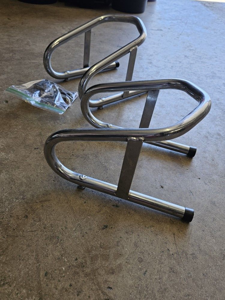 2 Removable Motorcycle Wheel Chock for Trailer
