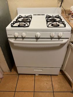HOTPOINT STOVE