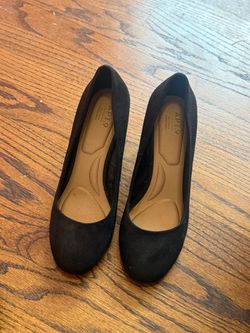 Black heels