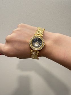Gold Watch 25$