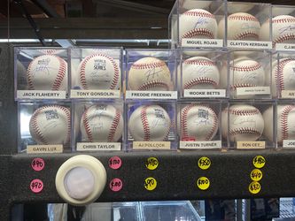 Los Angeles Dodgers Asst. Autographed Bobbleheads, Baseballs, Basketballs, Photos and Pops