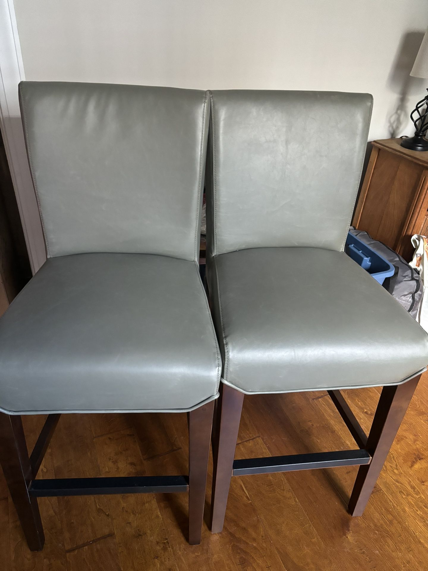 Leather Counter Height Chairs New ! 