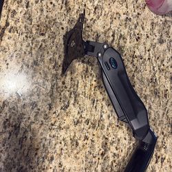 Single Monitor Arm Mount