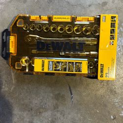 Dewalt 23 Pc Socket Set