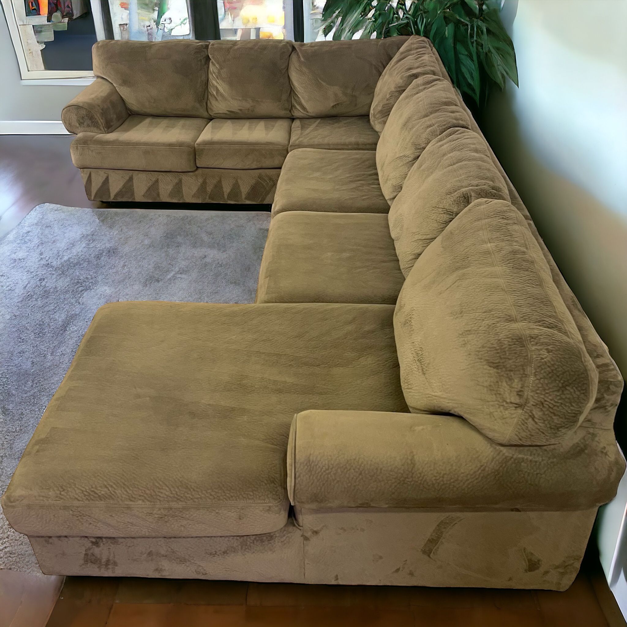 Ashley Furniture 3 Piece Sectional Sofa Couch **ALL NYC DELIVERY**