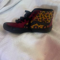 Men’s 4.5 Or Women’s 6 Vans Cheetah And Maroon High top
