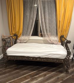 Luxury Iron Couch Bed + Brand New Mattress