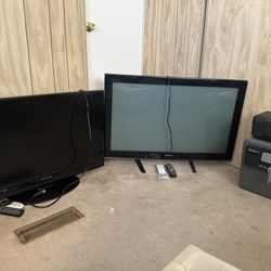 2 TVs 