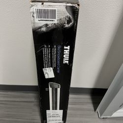 Thule Roof Rack 6ski/4 Snowboards