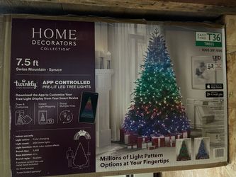 7.5 ft Pre-Lit Christmas Tree