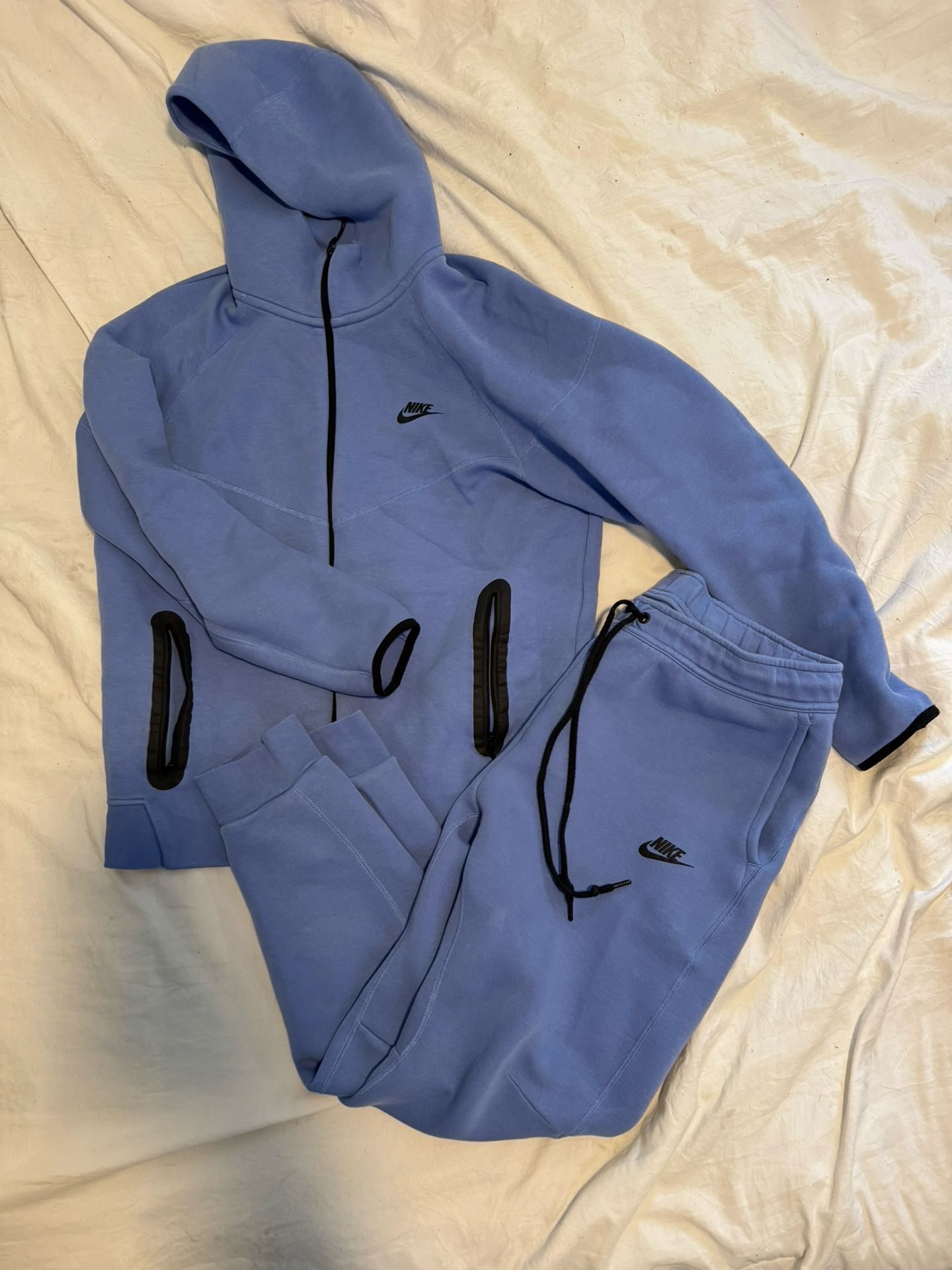 Nike Tech Light Blue