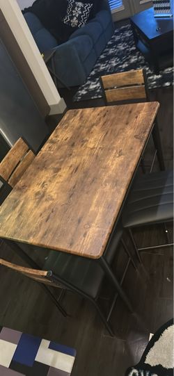 Kitchen table