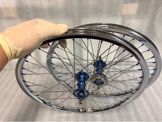 36 hole 20” Araya RB-17 laced to Blue GT bmx Mowhawk hubs