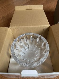 $19 CRYSTAL BOWL BRAND NEW!