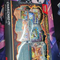 Charizard EX Special Collection Box