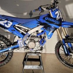 2015 Yamaha YZ250F (CLEAN GREAT CONDITION)