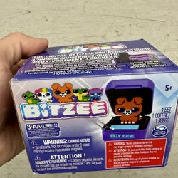 Bitzee Interactive Digital Pet - NEW in box - 1 Set