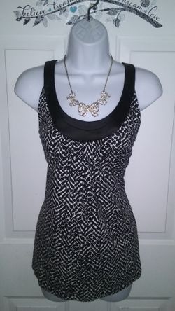 Ann Taylor Large Black/White Print Top