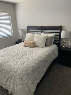 Queen Bed Set – Frame, Mattress & Box Spring – Guest Room