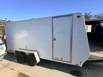 2003  carson enclosed trailer 16x7 by 7 tall