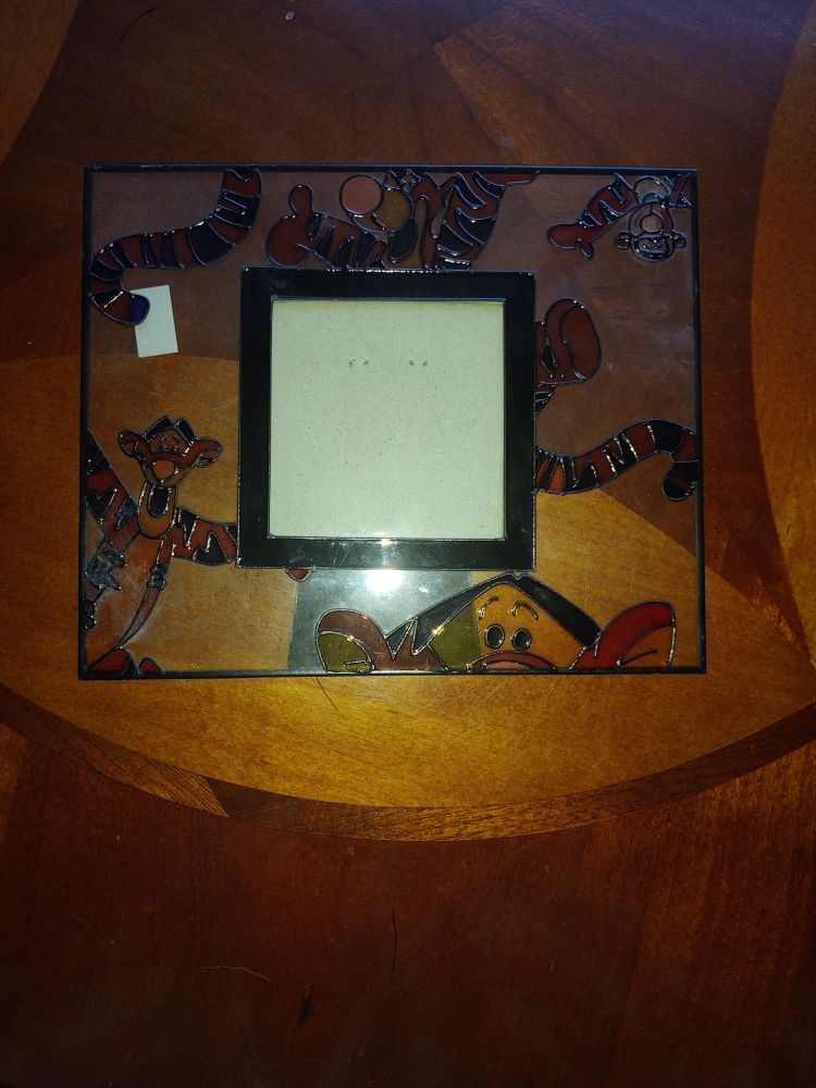 Tigger frame