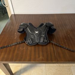 xenith youth pads Small