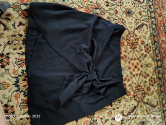 Skirt black size lg