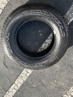 Goodyear Wrangler 235/70 R 16 Tire